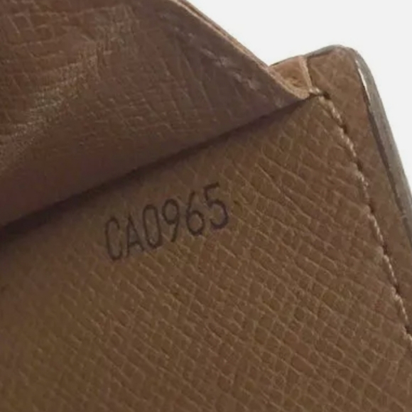 AUTH  LOUIS VUITTON CREDIT BIFOLD WALLET 91968 - Picture 10 of 12